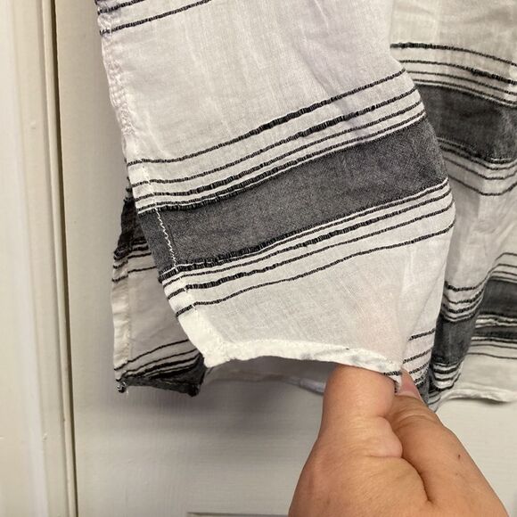 Lou & Grey 100% Cotton Light Weight Striped Sheer Sleeveless Collared Blouse L - Picture 4 of 7